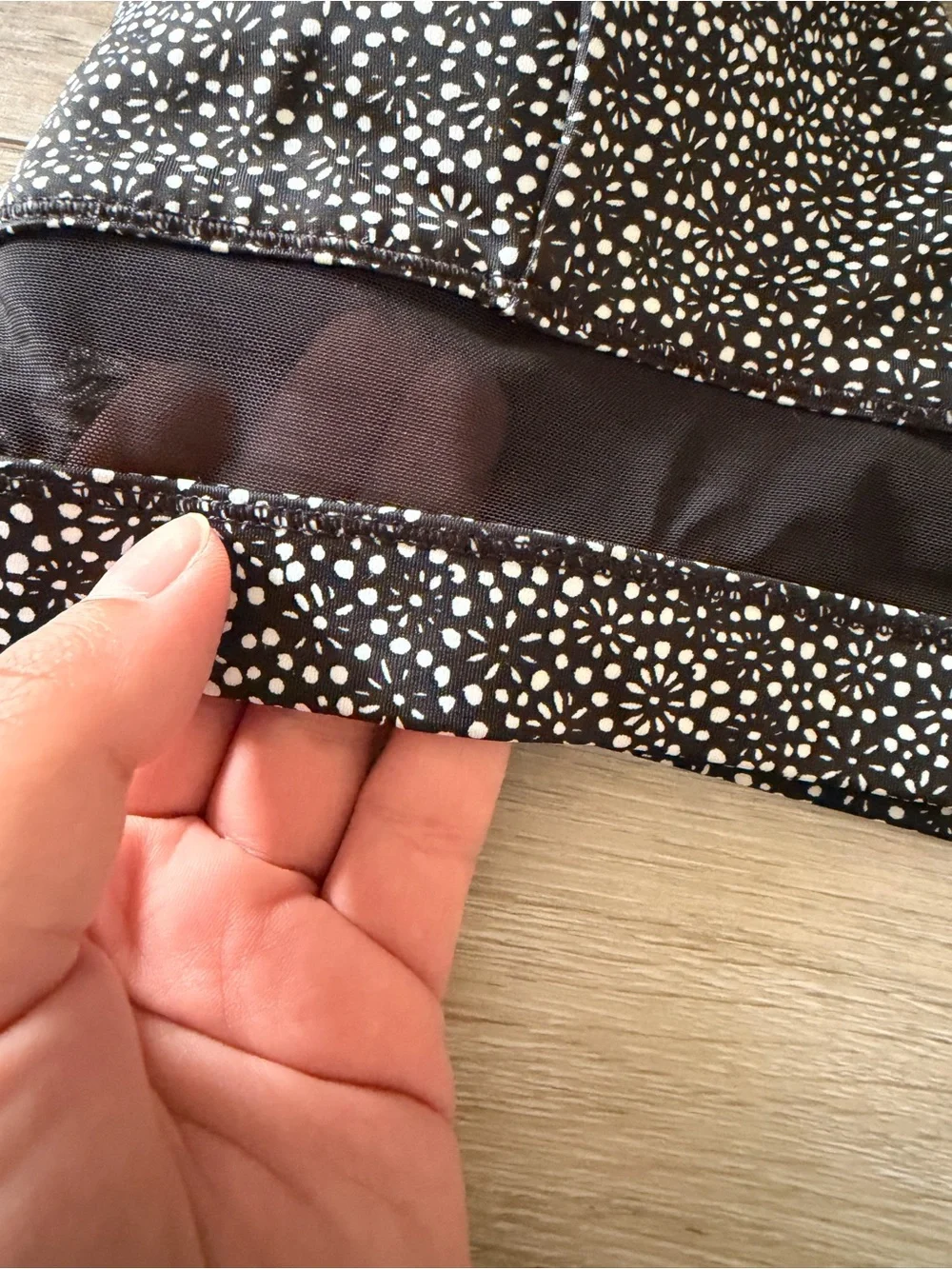 Lululemon Go With the Flow Freckle Flower Top - Small